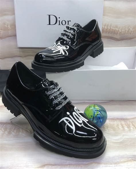 dior corporate shoes